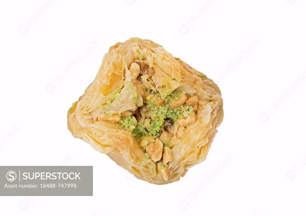 Turkish puff pastry with pistachios
