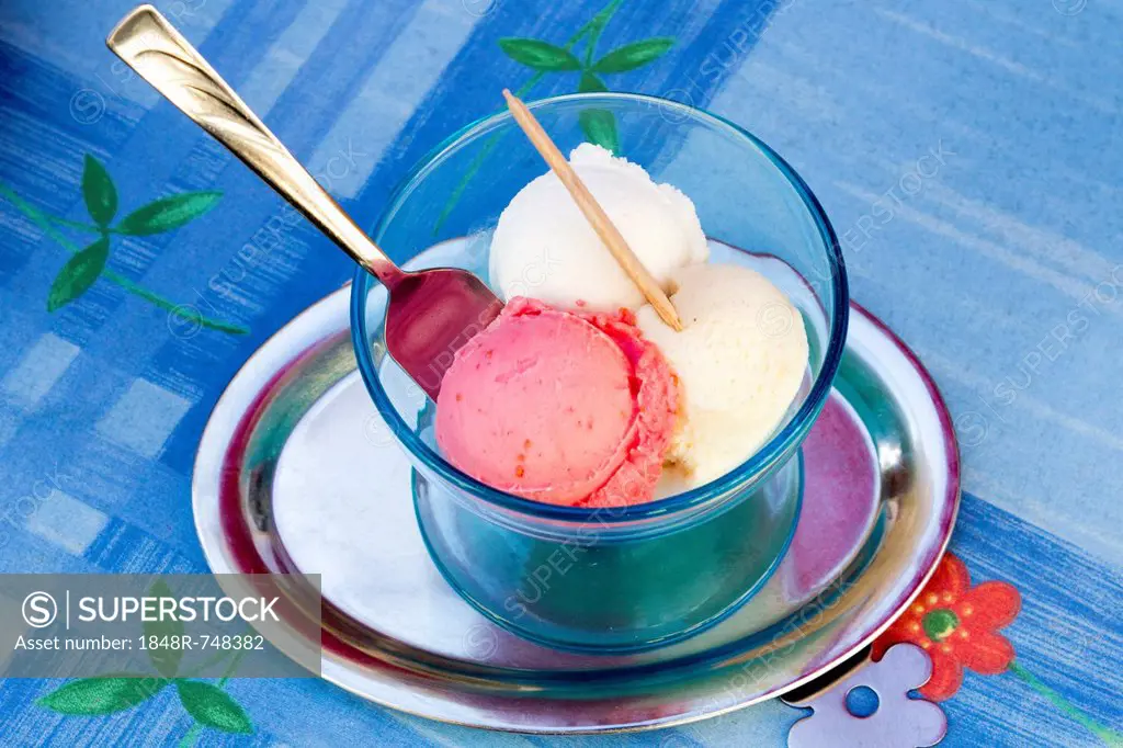 Ice cream, vanilla, strawberry, lemon