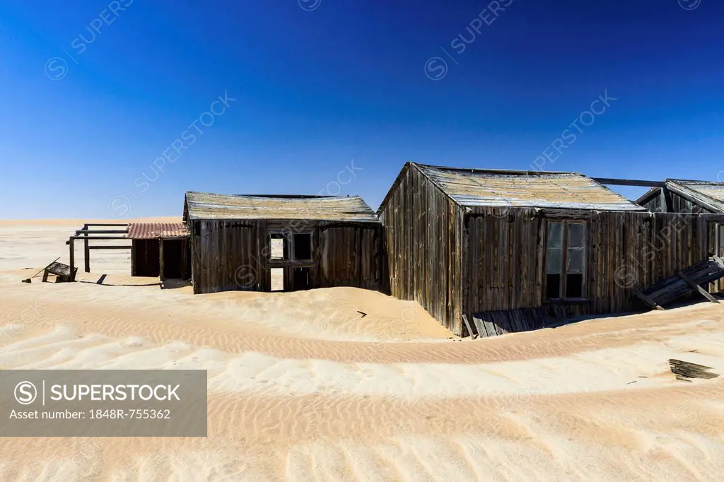 Ghost Town of Holsazia, Namib Desert, Namib-Naukluft National Park, Namibia, Africa