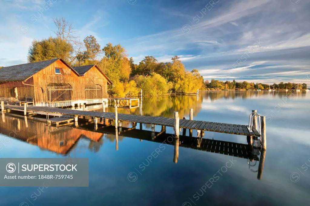Early autumn morning at Lake Starnberg near Tutzing, Bavaria, Germany, Europe, PublicGround