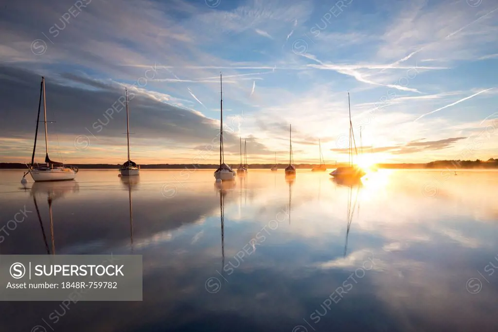 Early morning, boats on Lake Starnberg near Tutzing, Bavaria, Germany, Europe, PublicGround