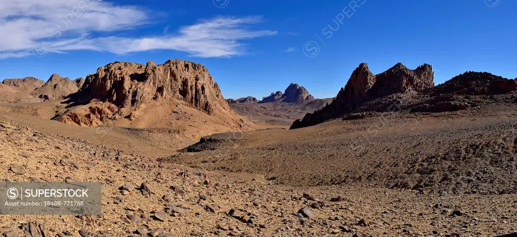 Diatreme, volcanic pipe, landscape of Atakor, Hoggar, Ahaggar Mountains, Wilaya Tamanrasset, Algeria, Sahara, North Africa, Atakor, Ahaggar, Hoggar Mo...