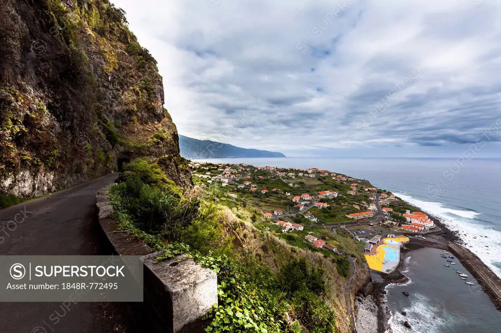 Country road along the cliffs near Ponta Delgada, Madeira, Portugal, Vicente, Boaventura, Madeira, Portugal