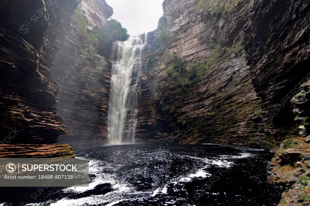 The waterfall Cachoeira do Buracío, Chapada Diamantina Mountains, Bahia, Brazil