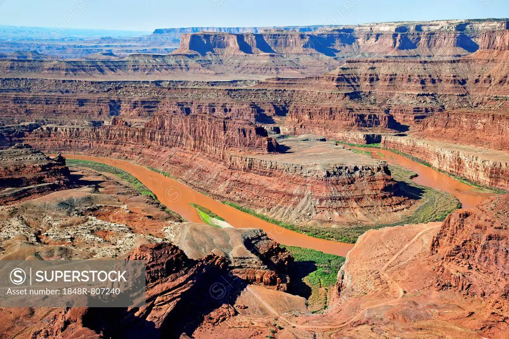 Rugged canyons and the Colorado River at Death Horse Point, Canyonlands National Park, Utah, United States