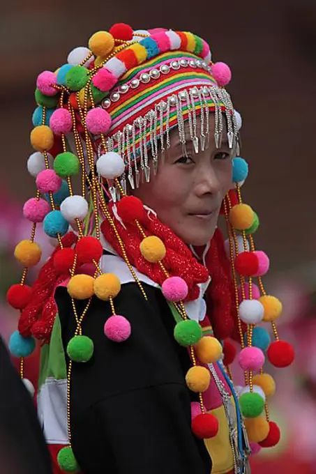 Lisu ethnic minority tribe, dancer in traditional dress, Husa, Western Yunnan, China, marching, Asia