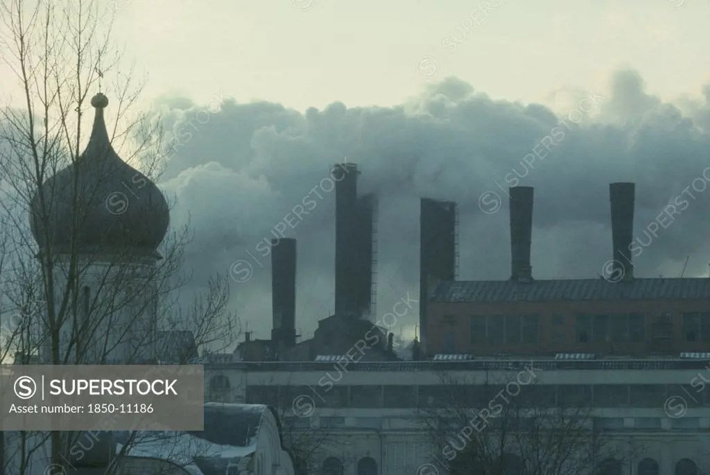 Russia, Moscow, Pollution From Power Station Behind The Kremlin.
