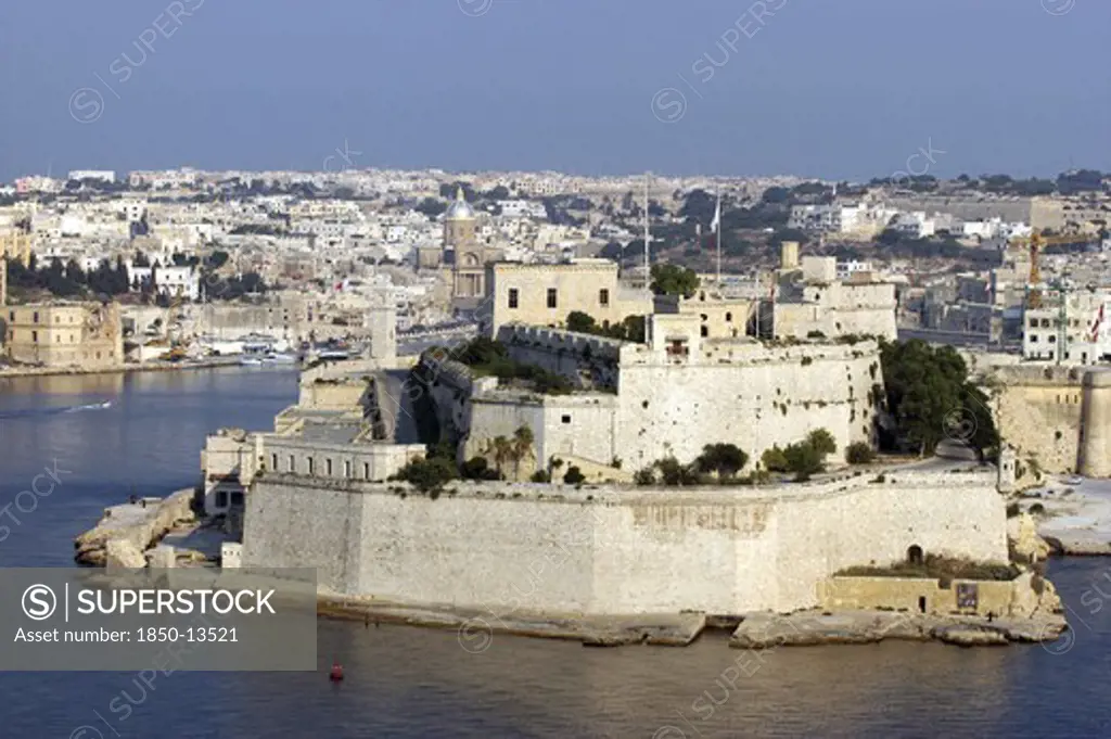 Malta, Vittoriosa, Fort St Angelo Seen From Valletta