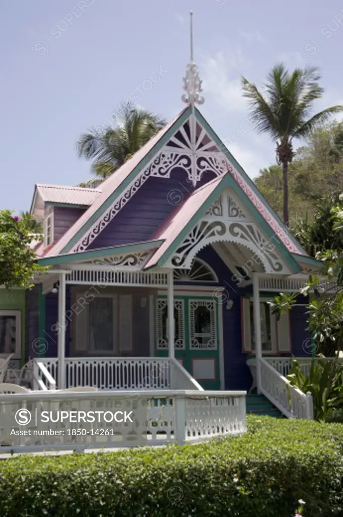 West Indies, St Vincent & The Grenadines, Mustique, Chattel House Shop In Britannia Bay