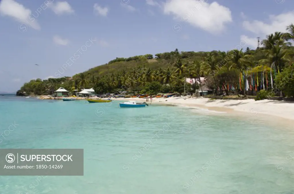 West Indies, St Vincent & The Grenadines, Mustique, Britannia Bay Beach