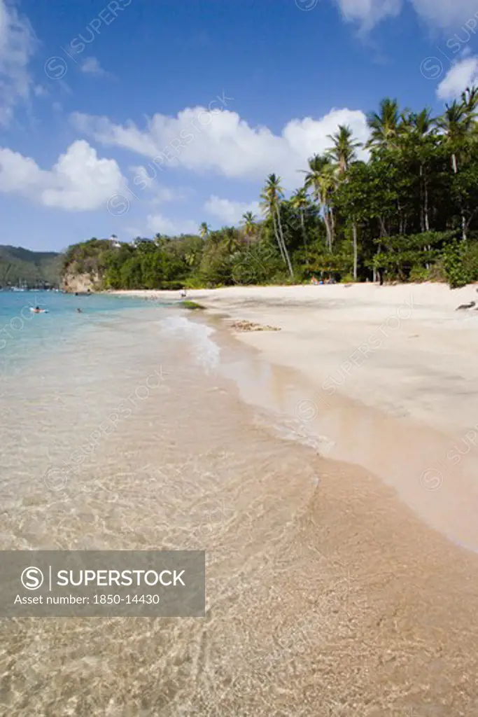 West Indies, St Vincent & The Grenadines, Bequia, Princess Margaret Beach