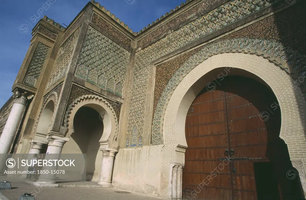Morocco, Meknes, Bab Mansour.  Gateway At Entrance To The Seventeenth Century Imperial City Of Moulay Ismail Decorated With Zellij Tiles And Inscriptions.