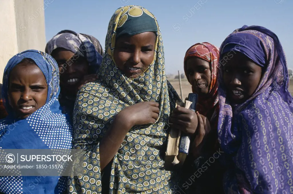 Ethiopia, Harerge, Jijiga, Ethnic Somali Girls.