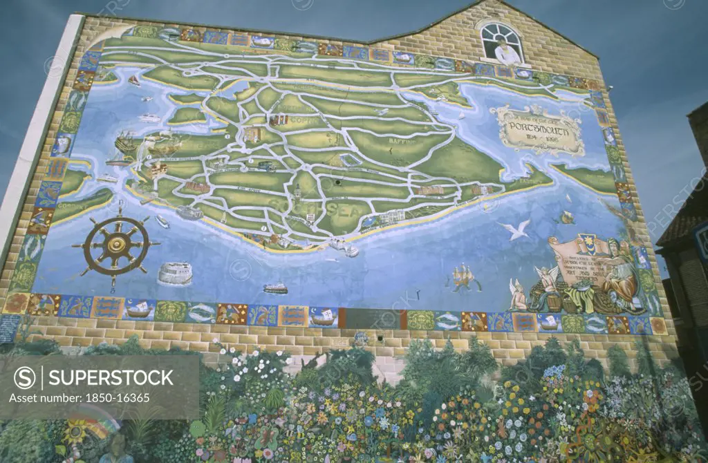 England, Hampshire, Portsmouth, Mural Map Display Of Portsmouth City On Side Of Building.