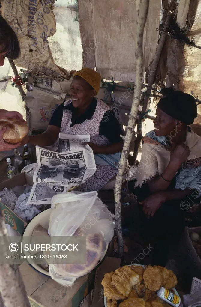 Lesotho, Markets, Women Market Traders Selling Bread
