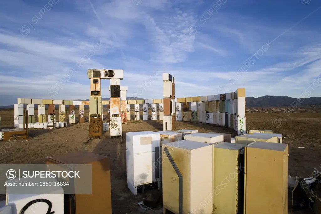 Usa, New Mexico, Santa Fe, Stonefridge A Life Sized Replica Of Stonehenge Made Out Of Recycled Fridges By Local Artist And Filmmaker Adam Horowitz