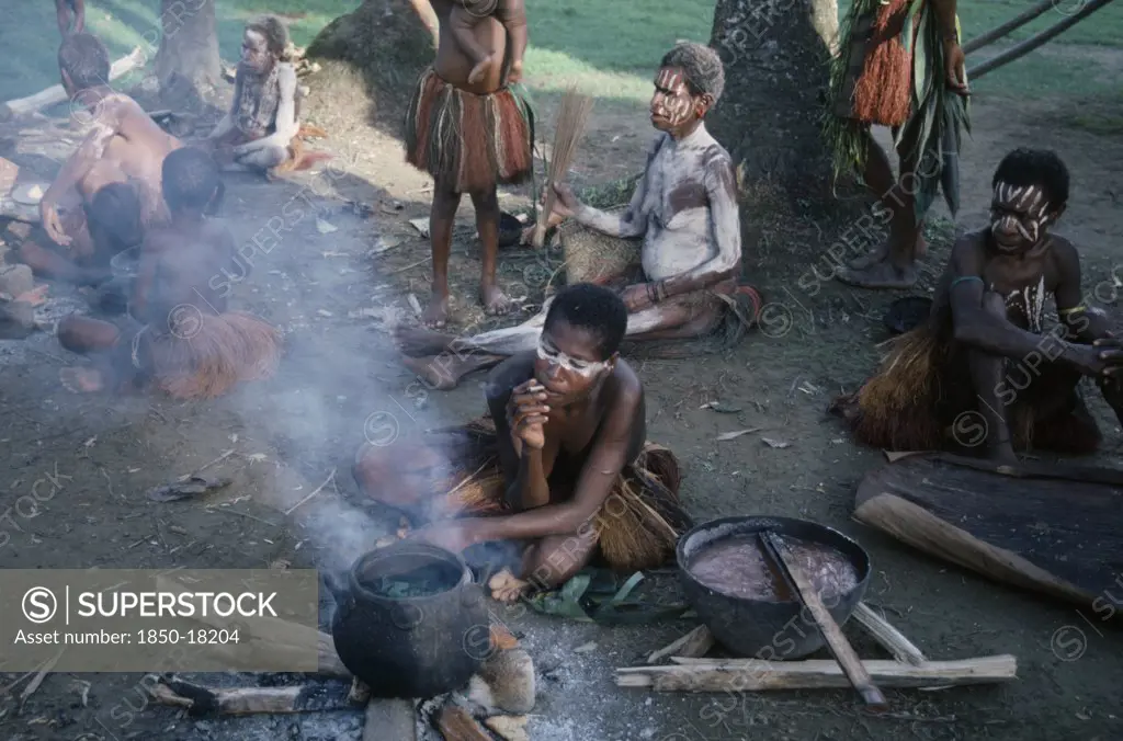 Pacific Islands, Melanesia, Papua New Guinea, Sepik. Kara Wari River. Arambak People Making Sago