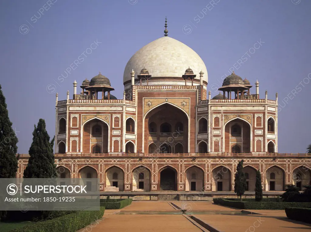 India , Uttar Pradesh, Delhi, 'HumayunS Tomb, First And One Of The Finest Examples Of A Garden Tomb Later Perfected At The Taj Mahal. Begun In 1564 By His Widow Haji Begum '