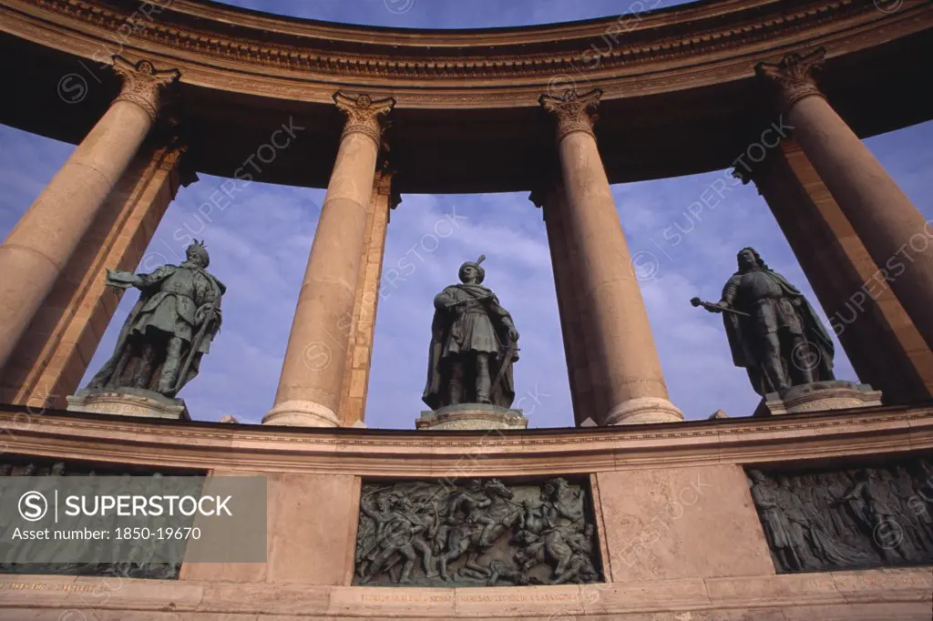 Hungary, Budapest, Heroes  Square Erected To Mark The 1000Th Anniversary Of The Magyar Conquest.  Statues Of Hungarian Leaders On Semi Circular Colonnade Of The Millennary Monument. Eastern Europe