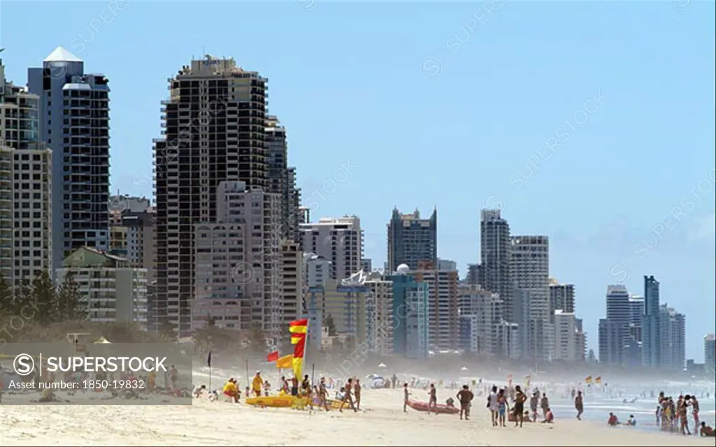 Australia, Queensland, The Gold Coast, Christmas Day On Surfers Paradise Main Beach