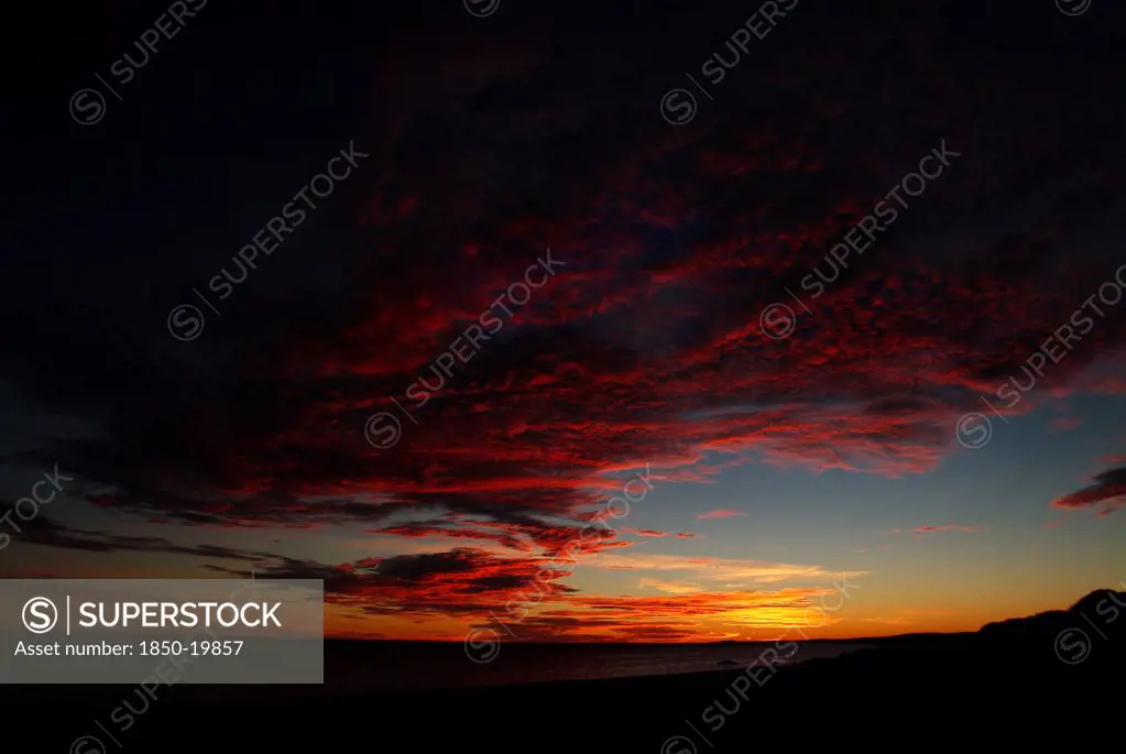 Australia, Western Australia, Nanga, Shark Bay Sunset
