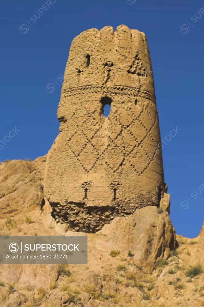 Afghanistan, Bamiyan Province, Bamiyan, 'Kakrak Valley, Watchtower At Ruins Which Were Once The Site Of A 21Ft Standing Buddha In A Niche, Discovered In 1030 And Surrounded By Caves Whose Buddhists Paintings Thought To Date From The 9Th And 9Th Centuries Ad But Removed By French Archaeologists And Put In The National Musuem In Kabul'