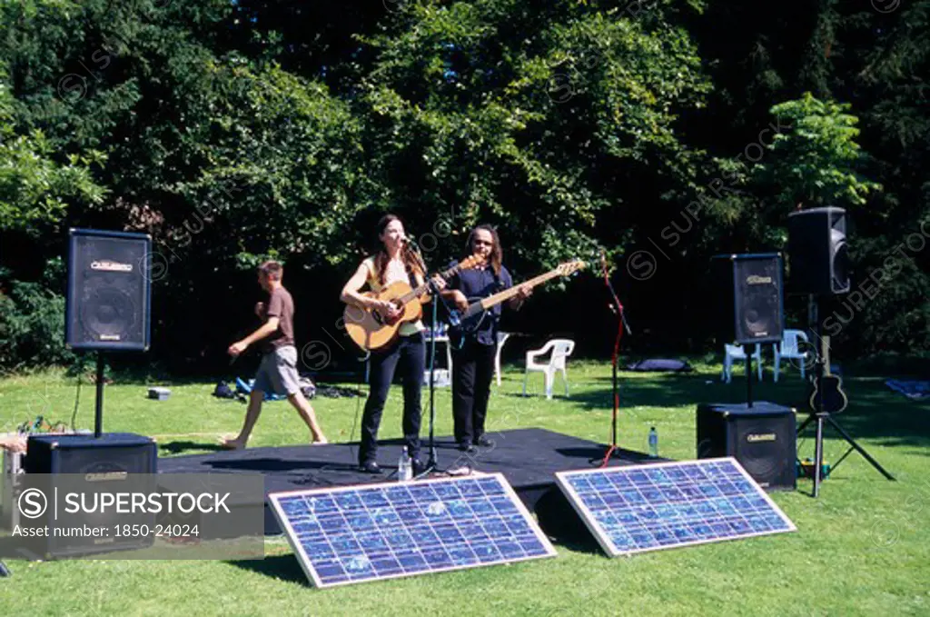 England, East Sussex, Lewes, Guitar Festival Performers With Solar Powered Amplifier Systems.