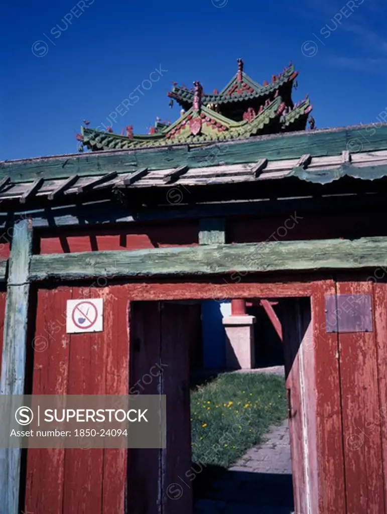 Mongolia, Ulaan Baatar, Winter Palace Of Bogd Khaan. Section Of Wooden Doorway And Roof