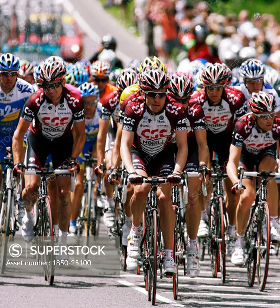 Sport, Cycling, Road, 'Tour De France Kent Stage 2007, Leadin Group Of Riders.'