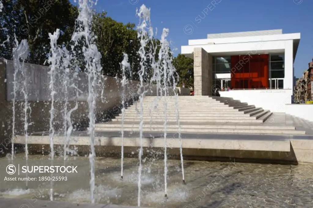 Italy, Lazio, Rome, Lazio Fountains In Front Of The Ara Pacis The Altar Of Peace A Monument From 13 Bc Celebrating The Peace Created In The Mediteranean By Emperor Augustus After His Victorious Campaigns In Gaul And Spain