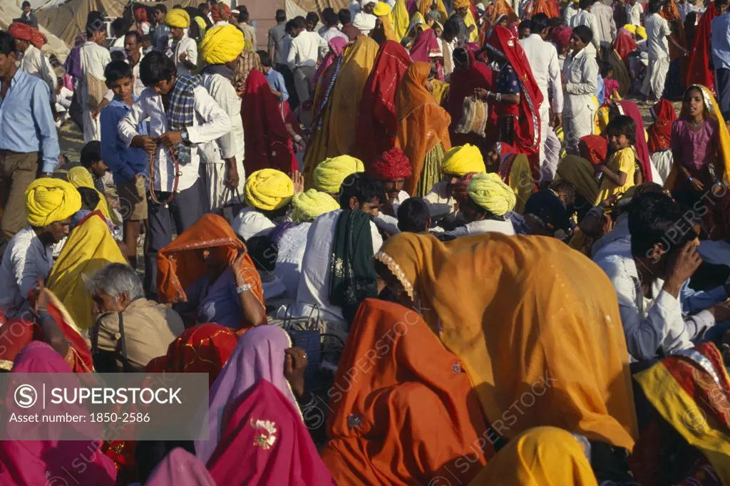 India, Rajasthan, Pushkar, Colourful Crowd Scene At Pushkar Camel Fair.