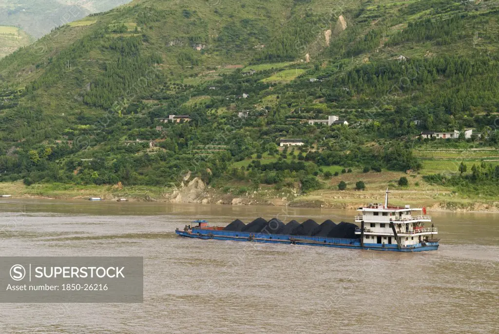 China, Chongqing, Wushan , Coal Barge On The Yangtze River Near Wushan