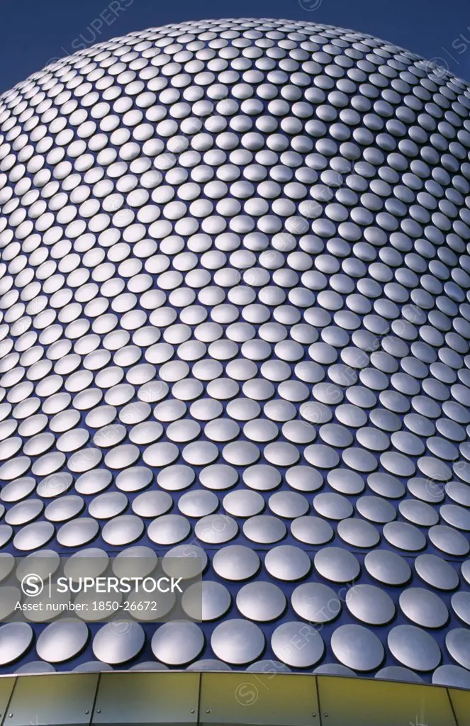 England, West Midlands, Birmingham, Selfridges Store At The Bullring Shopping Centre. Exterior Detail Of The Spun Aluminium Discs.