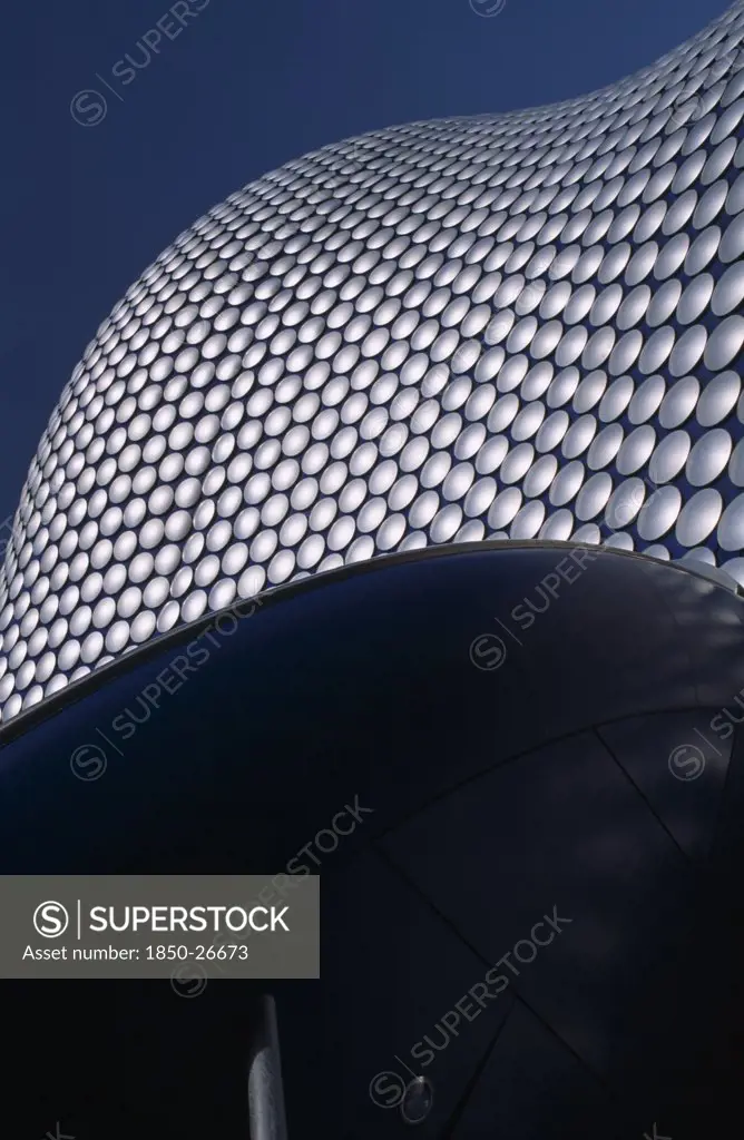 England, West Midlands, Birmingham, Selfridges Store At The Bullring Shopping Centre. Exterior Detail Of The Spun Aluminium Discs.