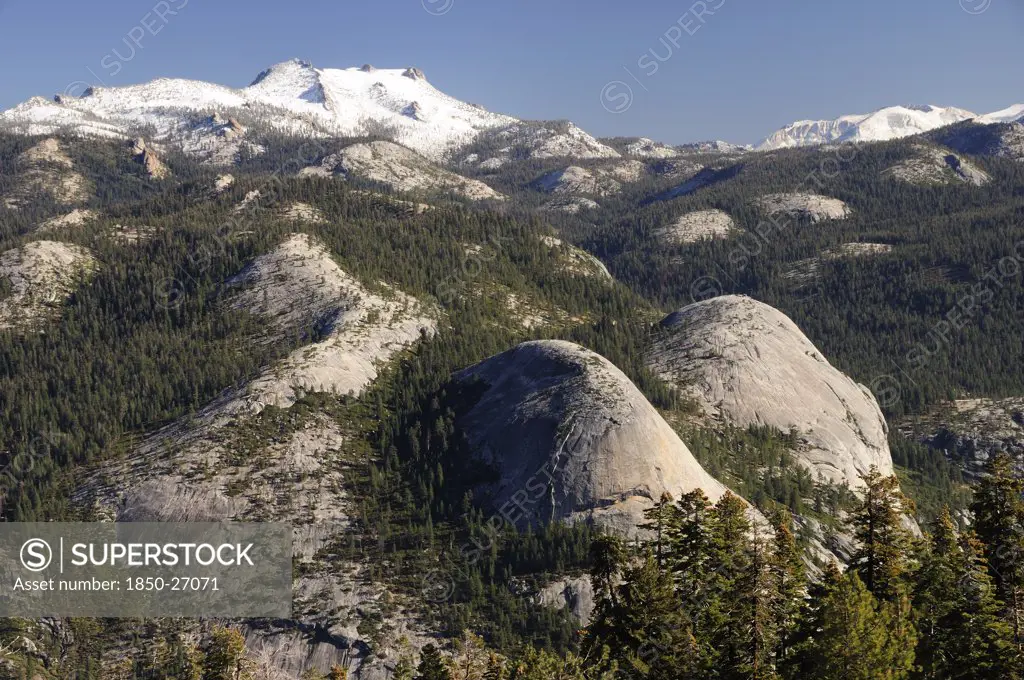 Usa, California, Yosemite Np, Mountain Views From Glacier Point