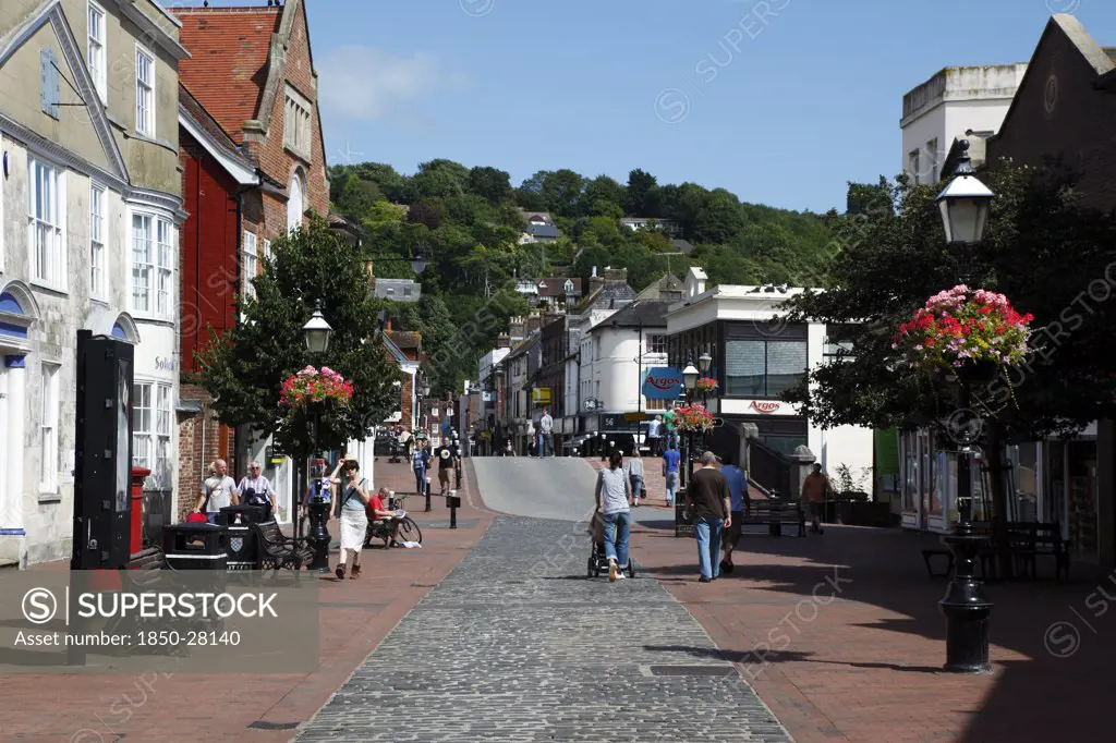 England, East Sussex, Lewes, 'Cliffe High Street, Shoppers On Pedestrianised Area Approaching The Bridge.'