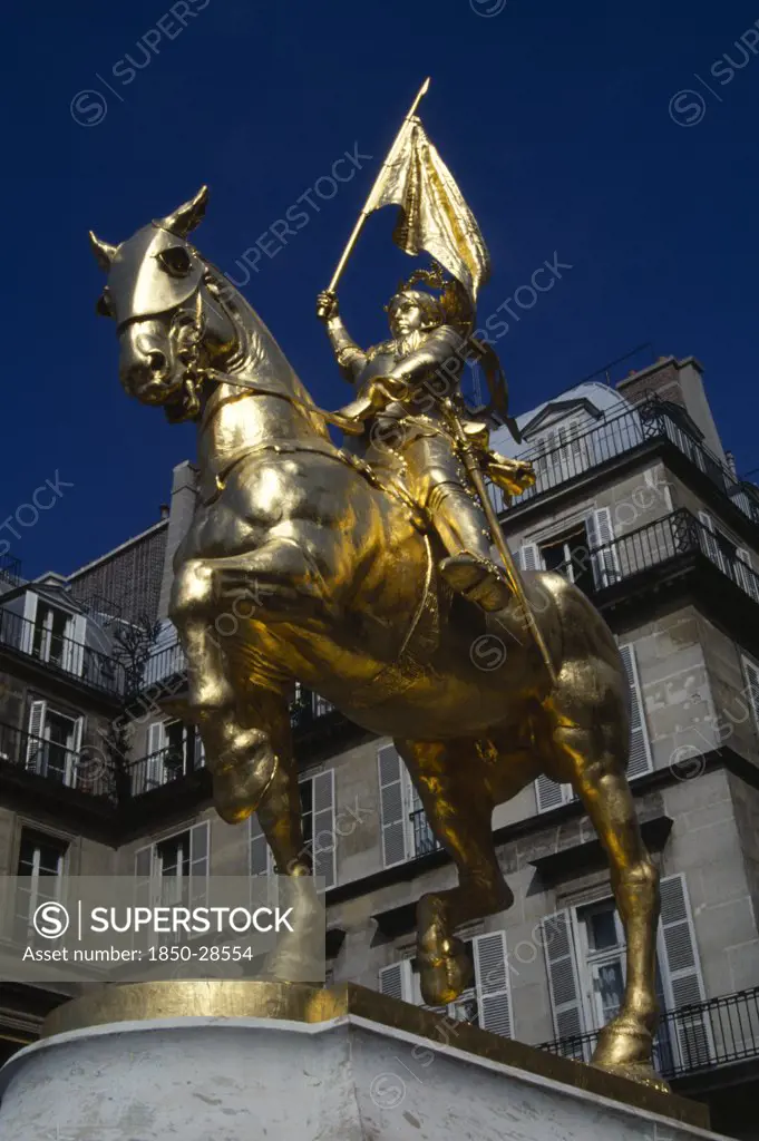 France, Ile De France, Paris, Gilded Golden Bronze Statue Of Joan Of Arc On Horseback In Armour Carrying Her Standard By Fremiet In Place Des Pyramids In The Tuileries Quarter A Focus Of Pilgrimage For Royalists.