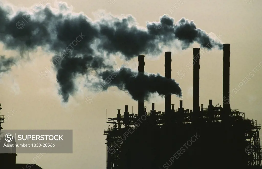 Environment, Pollution, Factory Omitting Plumes Of Smoke From Chimneys