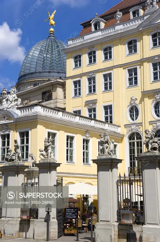 Germany, Saxony, Dresden, The Glass Dome Of The Academy Of Arts Built 1891-94 On The Brhl Terrace By Constantin Lipsius In The Style Of The Neo-Renaissance Behind The Baroque Courtyard Entrance To The Coselpalais Which Is Now A Restuarant In Neumarkt Square.