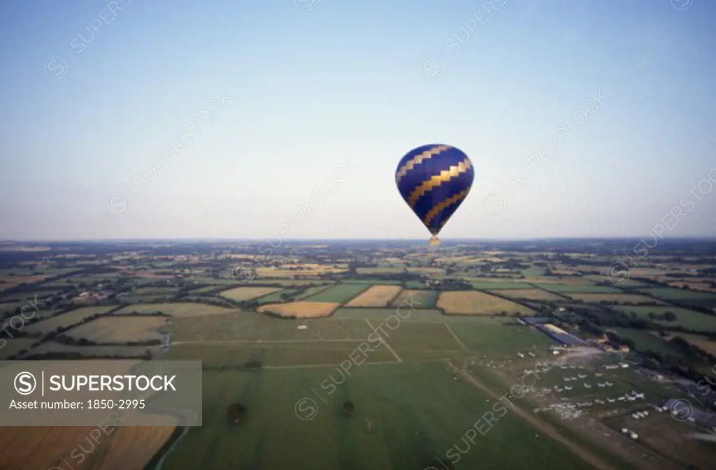 Sport, Air  , Ballooning, Single Hot Air Balloon Over Hedcorn And Kent Countryside.