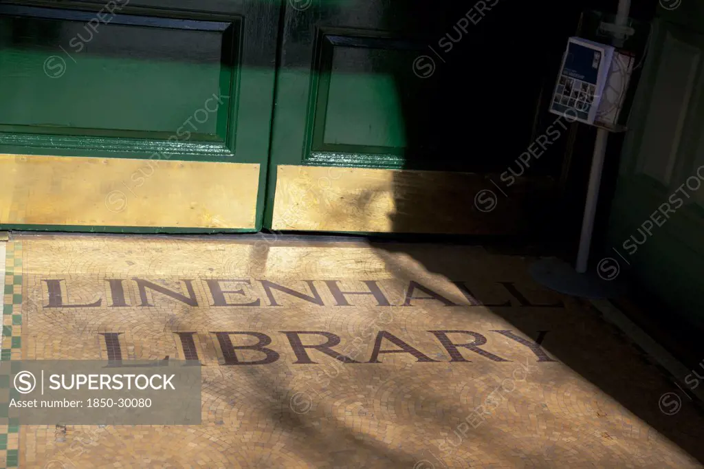 Ireland, North, Belfast, Linenhall Library Entrance.
