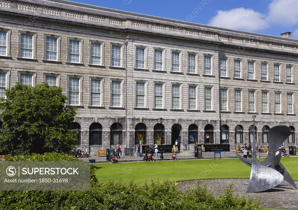 Ireland, County Dublin, Dublin City, The Old Library at Trinity College university campus in Fellows Square housing the Book Of Kells exhibition.