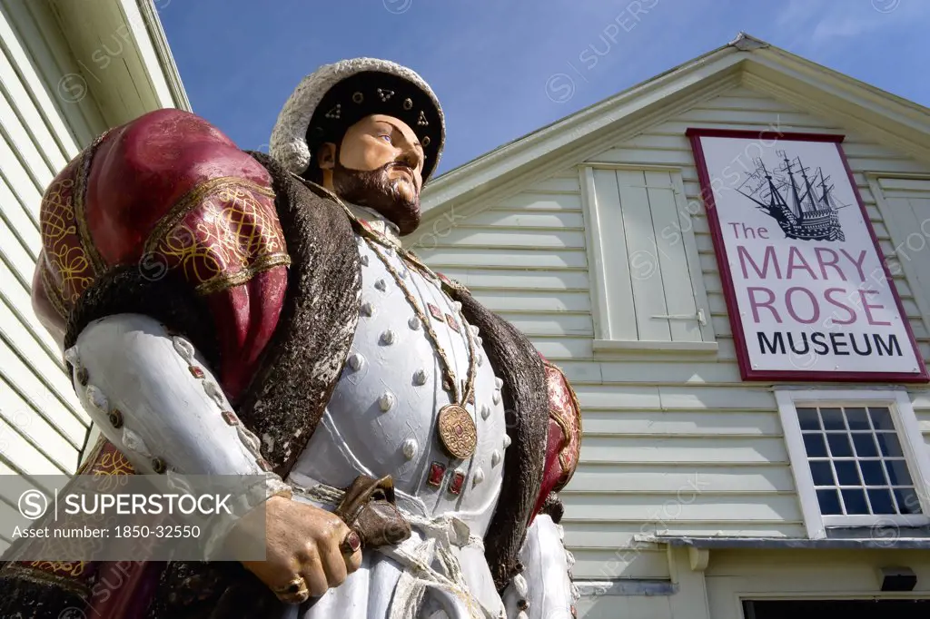 England, Hampshire, Portsmouth, Historic Naval Dockyard Statue of Tudor King Henry VIII outside the Mary Rose Museum of his flagship.