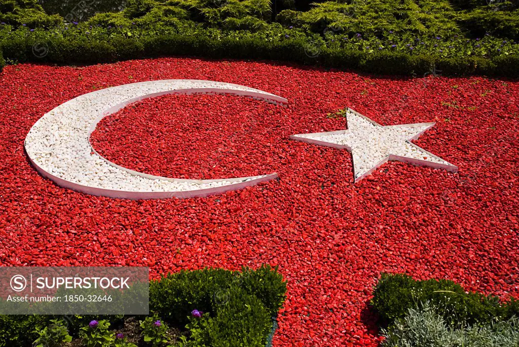 Turkey, Cappadocia, Ankara, Anitkabir, Mausoleum of Kemal Ataturk, The Turkish flag in pebblestones.