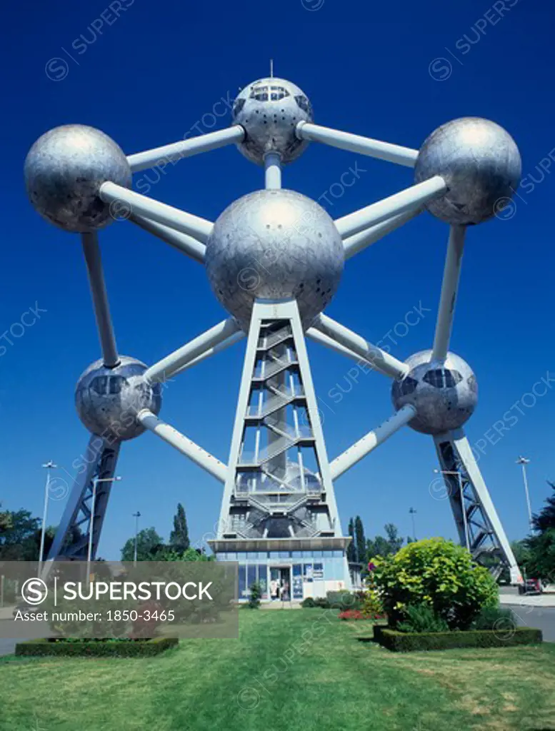 Belgium, Brabant  , Brussels, 'The Atomium. There Are Nine Steel Spheres, Housing Exhibition Spaces And A Restaurant, Connected Via Tubes With Escalators. '