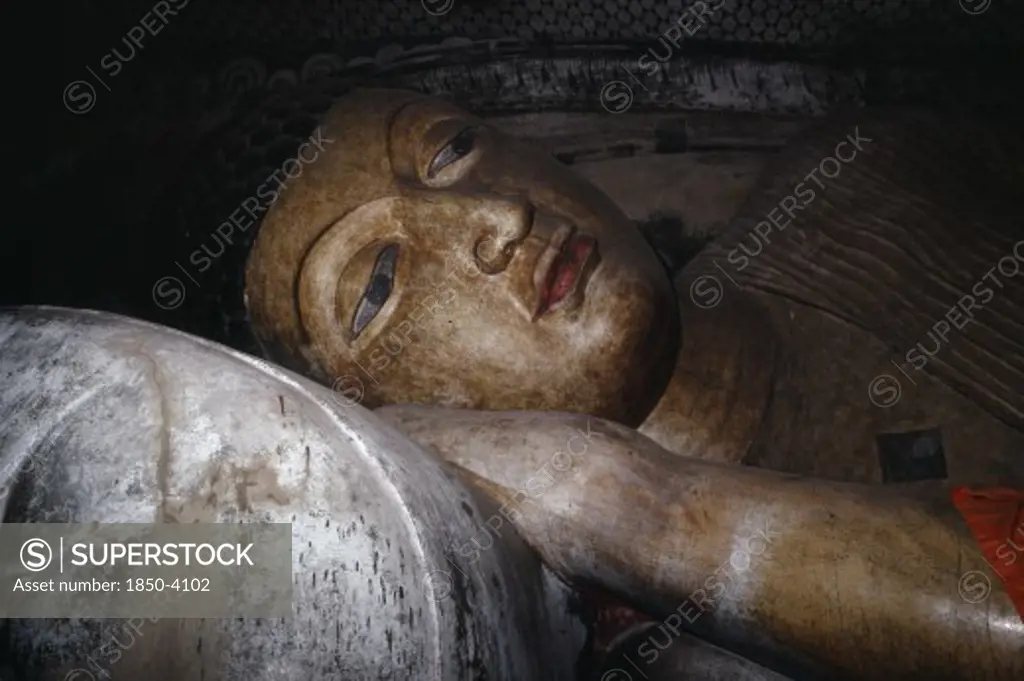 Sri Lanka, Dambulla, Reclining Buddha Statue Detail