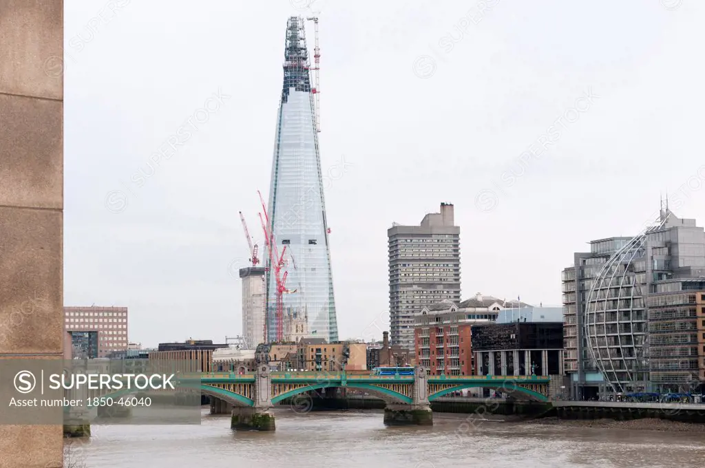 England, London, London Bridge Quarter, Construction of the Shard building, designed by Renzo Piano,  nearing completion.