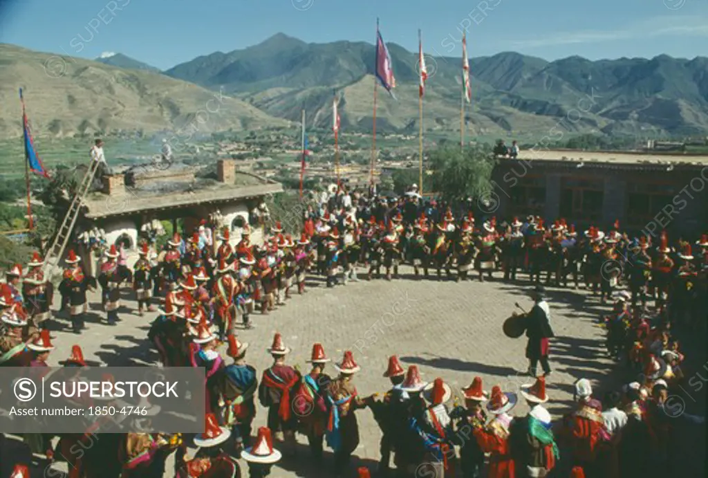 China , Qinghai, Tongren, Tongren Tibetan Festival