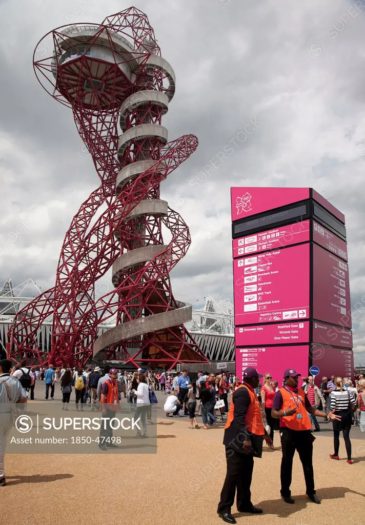 England, London, Stratford Olympic Park View of the ArcelorMittal Orbit designed by Anish Kapoor and Cecil Balmond.