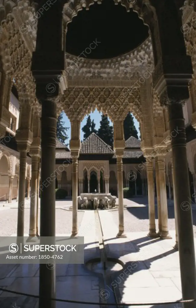 Spain, Andalucia, Granada, Alhambra Palace Patio De Los Leones